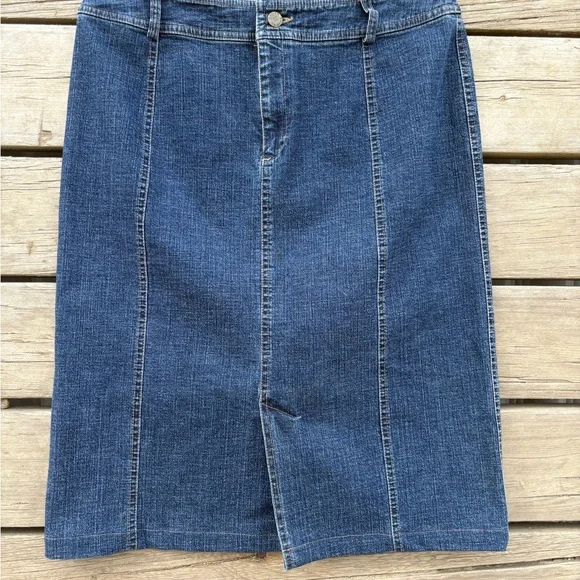 Tribal Stretch Denim Skirt – Size 12 - Picture 6 of 10